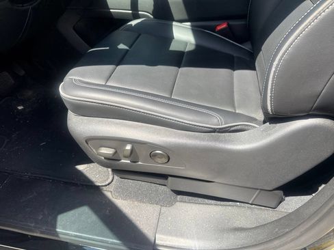 Used 2025 Chevrolet Silverado EV LT AWD/4WD image 15