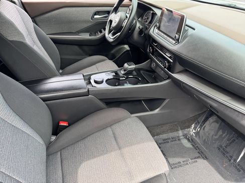 Used 2023 Nissan Rogue SV AWD/4WD image 8