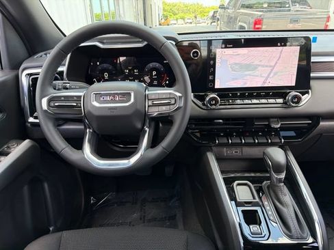 New 2026 GMC Canyon Elevation w/ Convenience Package RWD image 17