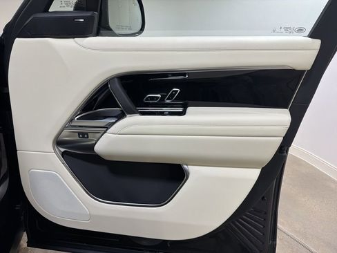 New 2026 Land Rover Range Rover SE AWD/4WD image 23