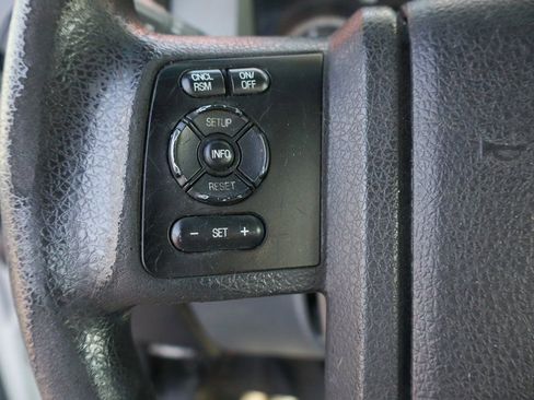 Used 2015 Ford F550 2WD Regular Cab Super Duty image 23