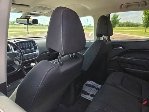 Used 2022 Chevrolet Colorado LT w/ LT Convenience Package AWD/4WD image 45