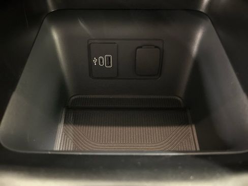 New 2026 Ford Explorer Active image 22