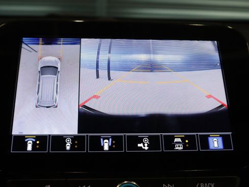 Used 2022 Chevrolet Equinox Premier image 25