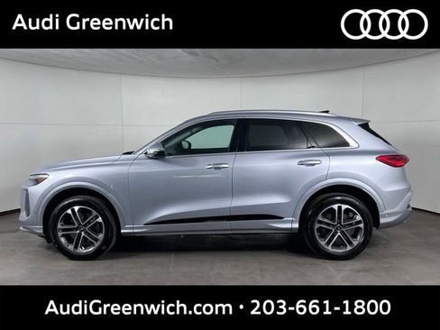 Used 2025 Audi Q5 Premium Plus w/ Premium Plus AWD/4WD image 4