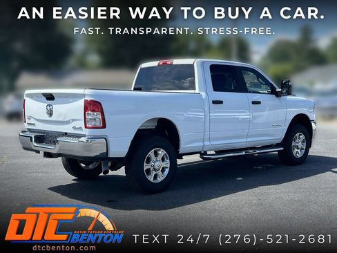Used 2024 RAM 2500 Big Horn AWD/4WD image 3