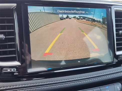 New 2025 Chrysler Pacifica Select w/ Fav Edition Package image 15