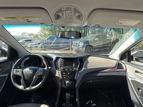 Used 2017 Hyundai Santa Fe Sport image 26