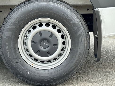 New 2026 Mercedes-Benz Sprinter 2500 image 26