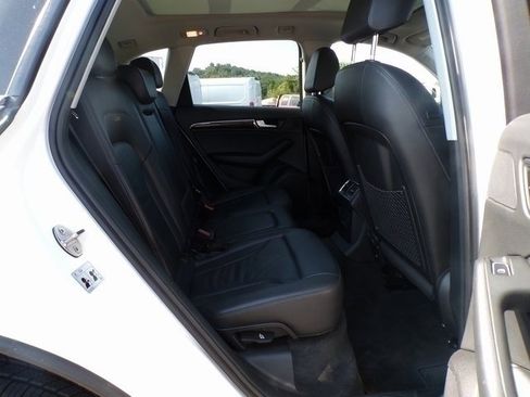 Used 2015 Audi Q5 2.0T Premium Plus w/ Technology Package image 12