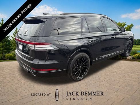 Certified 2025 Lincoln Aviator Reserve w/ Equipment Group 201A AWD/4WD image 7
