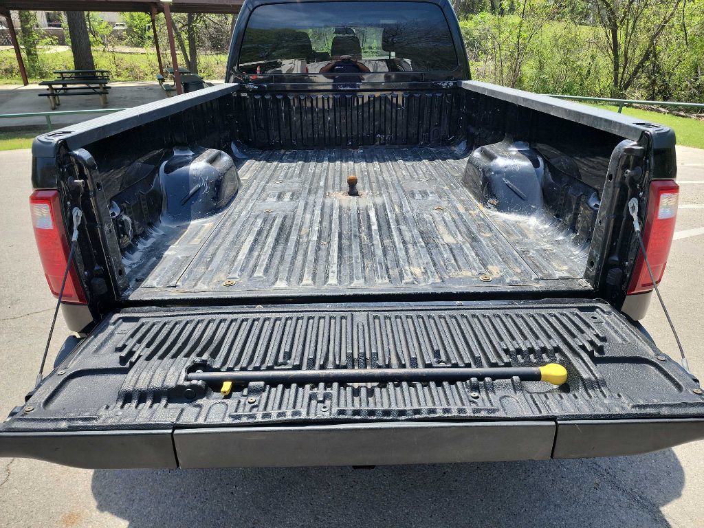 Used 2016 Ford F350 XLT w/ XLT Interior Package AWD/4WD image 7