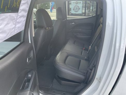 Used 2021 Chevrolet Colorado LT w/ Luxury Package image 35