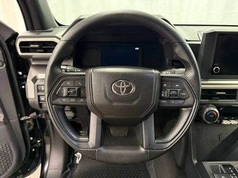 Certified 2026 Toyota Tacoma SR5 AWD/4WD image 13