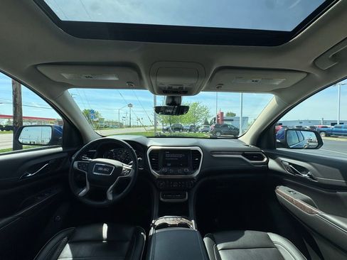 Used 2023 GMC Acadia Denali w/ Denali Ultimate Package image 11