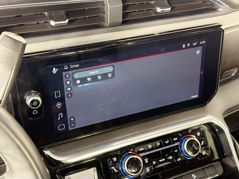 Used 2025 GMC Sierra 2500 Denali AWD/4WD image 14