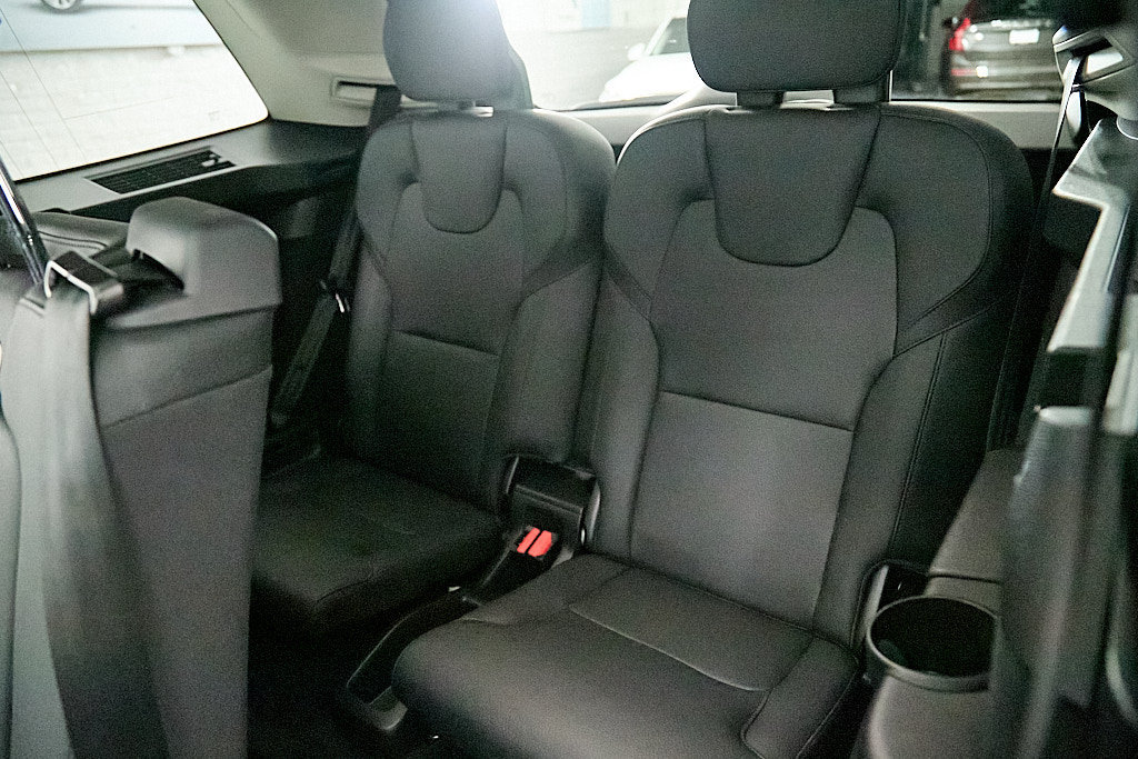 Certified 2024 Volvo XC90 B6 Plus w/ Protection Package Premier AWD/4WD image 24