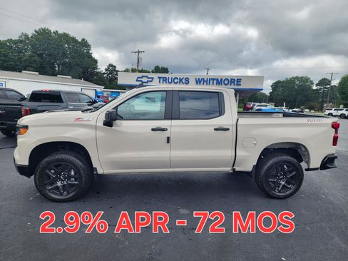 New 2026 Chevrolet Silverado 1500 Custom Trail Boss w/ Turbomax Blackout Package image 2