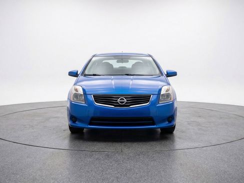Used 2025 Nissan Sentra SV image 2