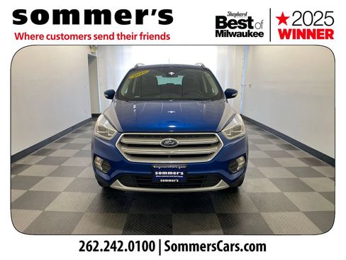 Used 2019 Ford Escape Titanium w/ U9j03 - Titanium Tow Package AWD/4WD image 8