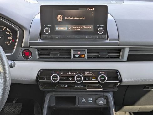 Used 2023 Honda Pilot LX image 18