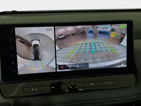 New 2026 Nissan Rogue Platinum image 17