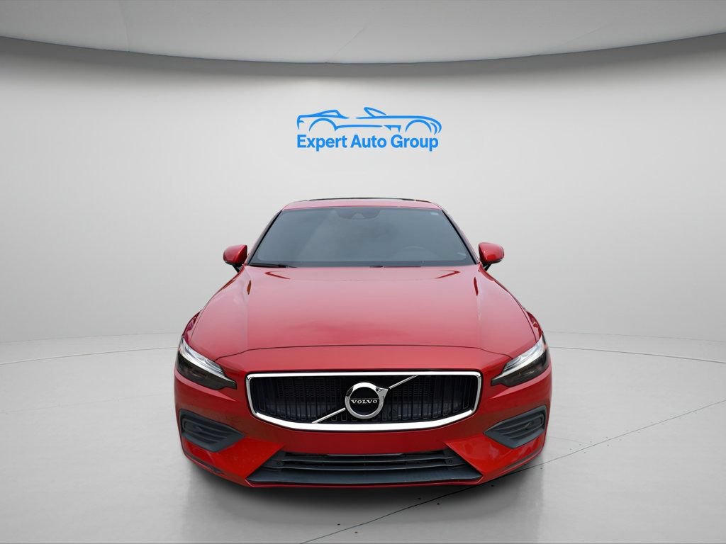 Used 2020 Volvo S60 T5 Momentum FWD image 8
