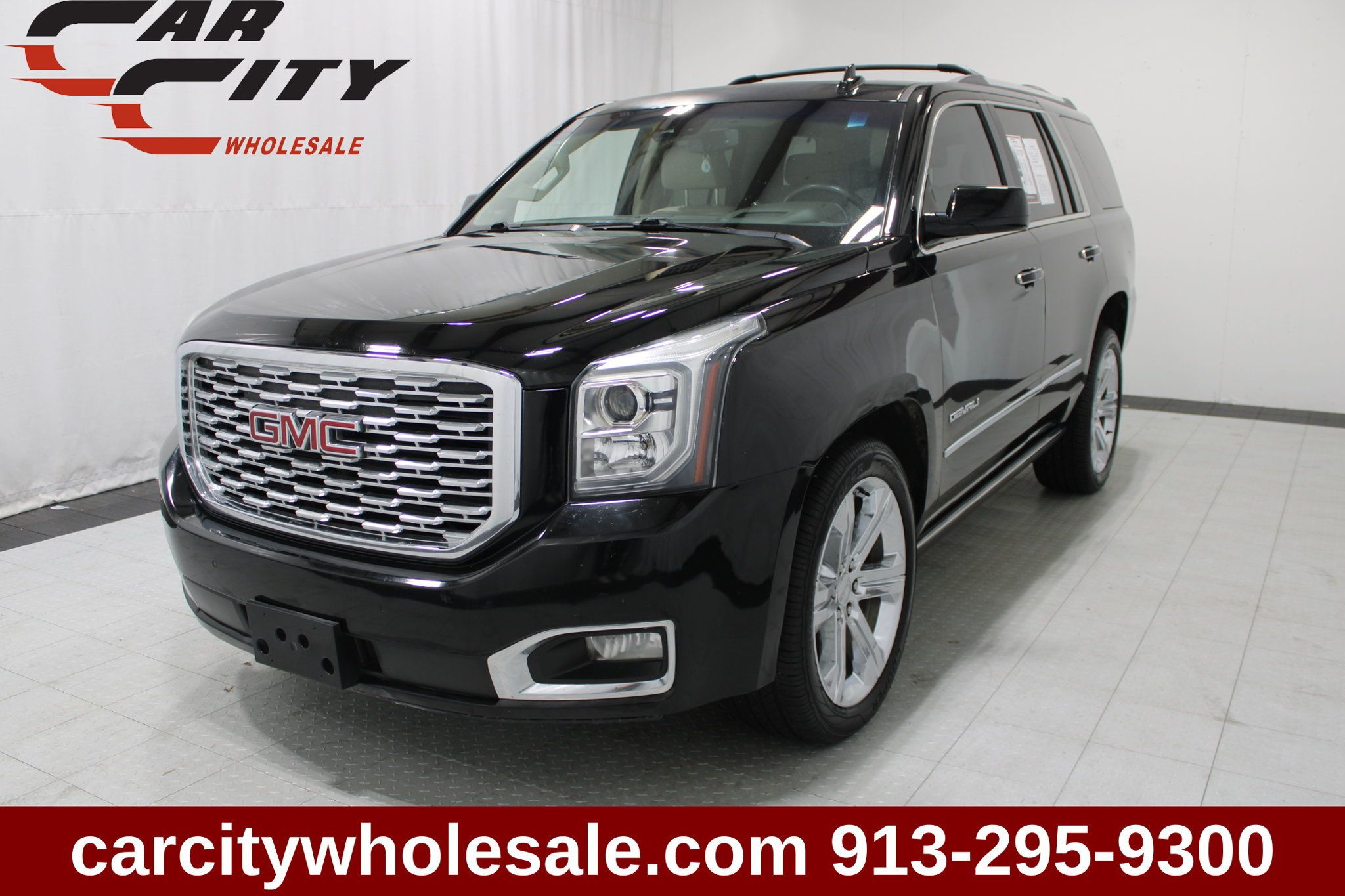 Used 2019 GMC Yukon Denali w/ Denali Ultimate Package AWD/4WD image 1