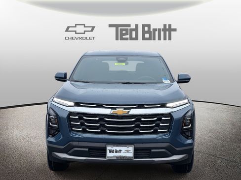 New 2026 Chevrolet Equinox LT image 2