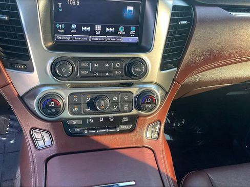 Used 2020 Chevrolet Tahoe Premier w/ Premier 6.2L Value Package RWD image 33