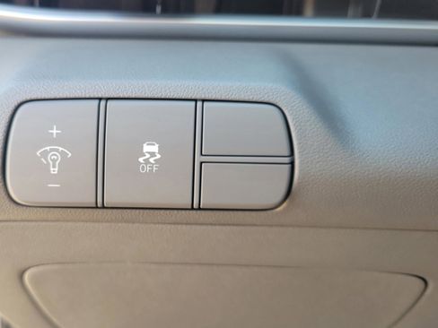 New 2026 Hyundai Elantra Sport w/ Cargo Package FWD image 15