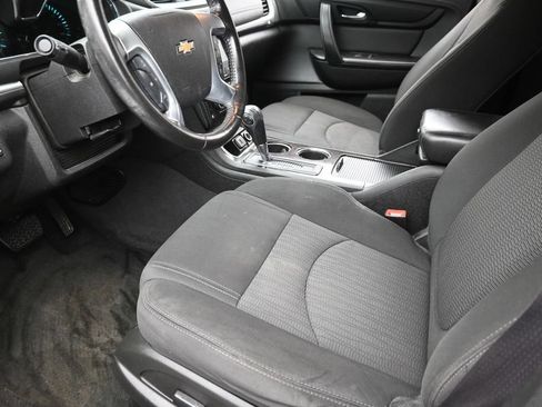 Used 2015 Chevrolet Traverse LT AWD/4WD image 19