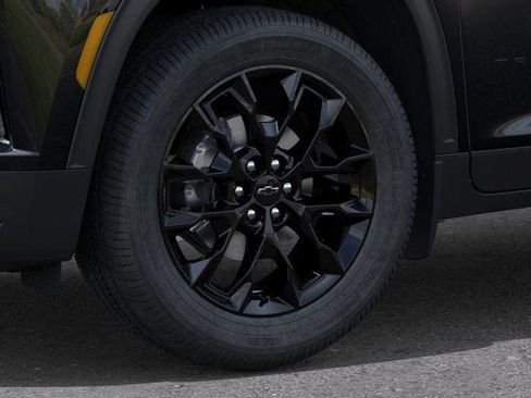 New 2026 Chevrolet Traverse LT image 9