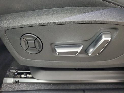 New 2026 Audi Q3 quattro 2.0T AWD/4WD image 21