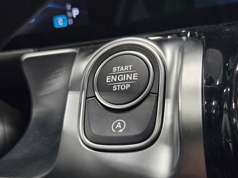 New 2026 Mercedes-Benz GLB 35 AMG 4MATIC image 32