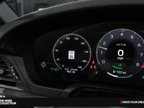 Used 2025 Porsche 911 Targa 4 GTS image 34