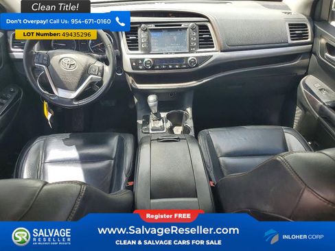 Used 2016 Toyota Highlander XLE image 11