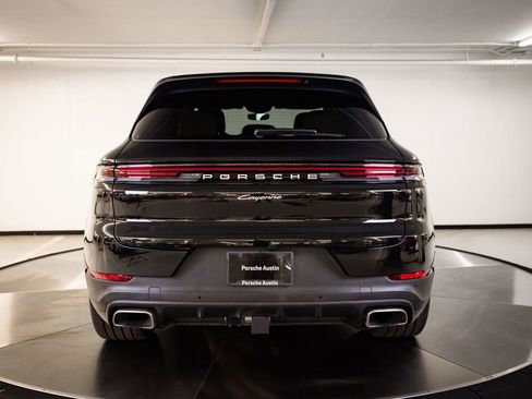 Certified 2026 Porsche Cayenne AWD/4WD image 6