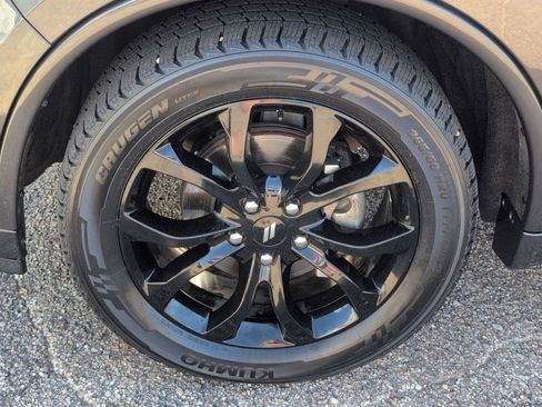 Used 2020 Dodge Durango SXT image 12