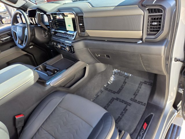 Certified 2026 Chevrolet Silverado 2500 ZR2 AWD/4WD image 14