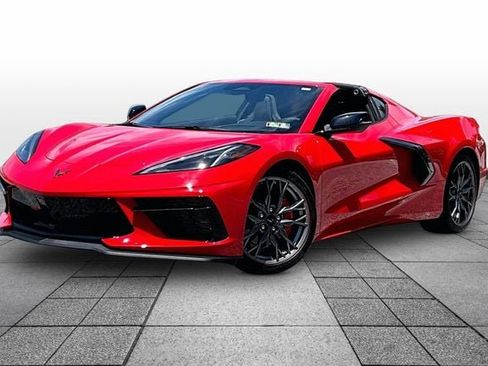 Used 2025 Chevrolet Corvette Stingray Coupe w/ Battery Protection Package RWD image 4