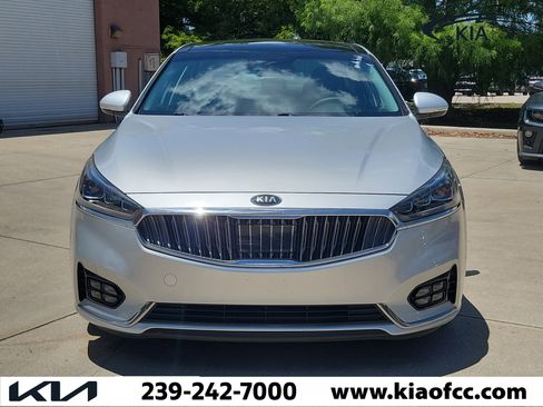 Used 2017 Kia Cadenza Technology FWD image 2