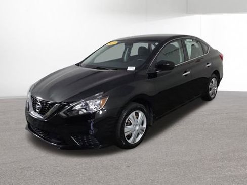 Used 2019 Nissan Sentra S FWD image 4