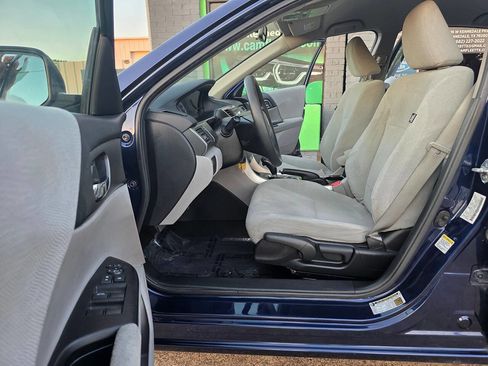 Used 2013 Honda Accord LX image 19