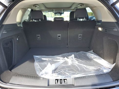 New 2026 Lincoln Corsair Reserve w/ Jet Appearance Package FWD image 6