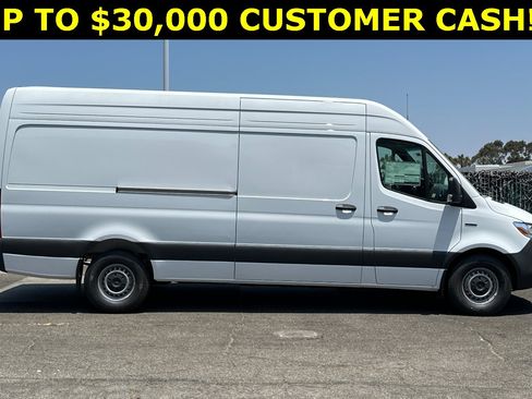 New 2024 Mercedes-Benz eSprinter 170 Cargo image 4