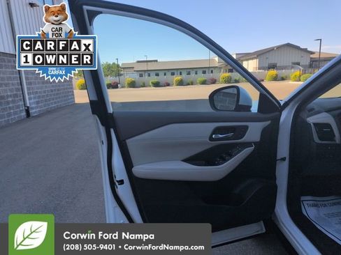 Used 2025 Nissan Rogue SL w/ SL Premium Package AWD/4WD image 10