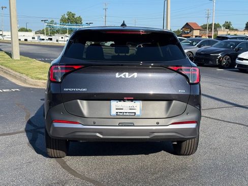 New 2026 Kia Sportage LX w/ LX Convenience Package image 4