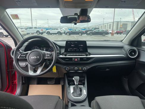 Used 2024 Kia Forte LXS image 19