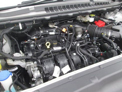 Used 2024 Ford Edge ST-Line image 16